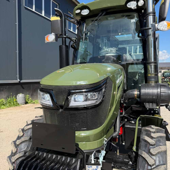 Минитрактор Файтер Т-504CСRD с кондиционером