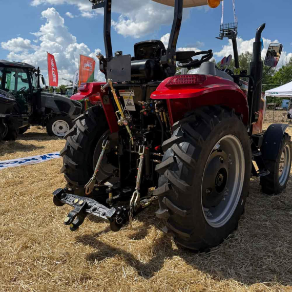 Мінітрактор СКАУТ ТЕ-504 RED з дашком