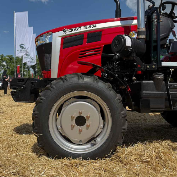 Мінітрактор СКАУТ ТЕ-504 RED з дашком