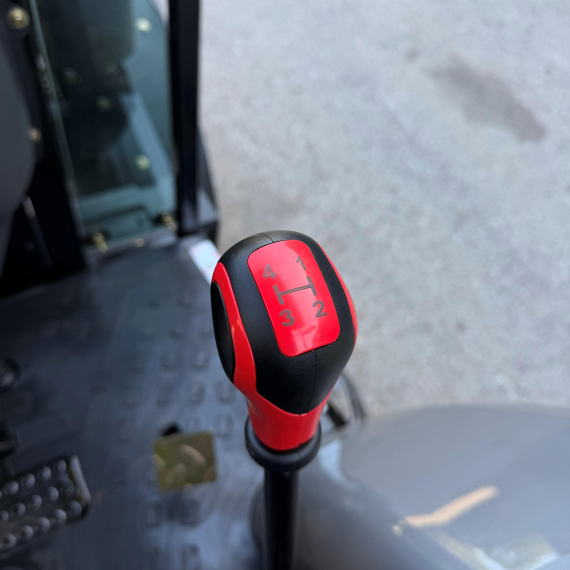 Минитрактор СКАУТ ТЕ-504 MAX с дашком